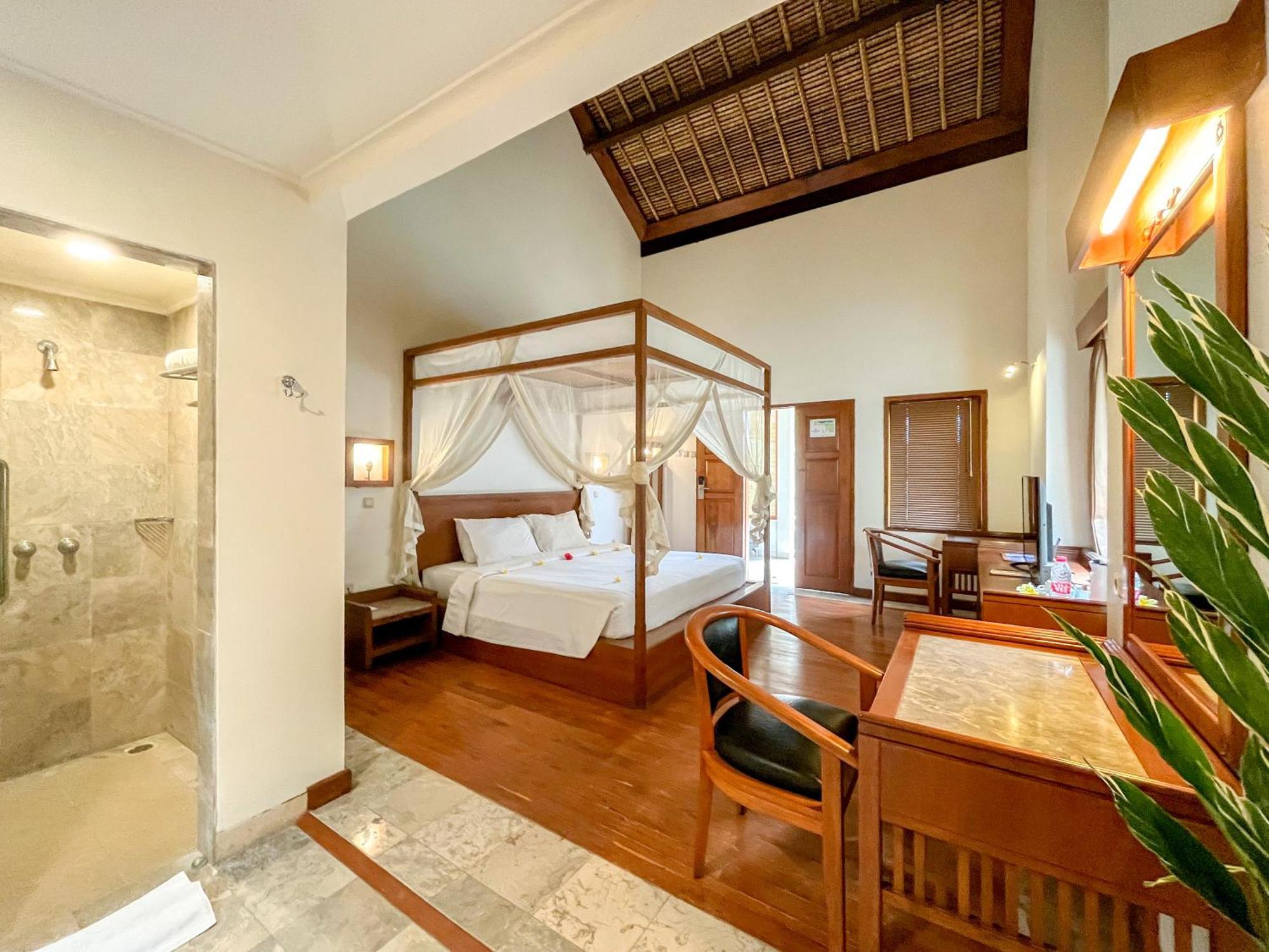 The Lagoon Bali Pool Hotel And Suites Legian  Exterior photo