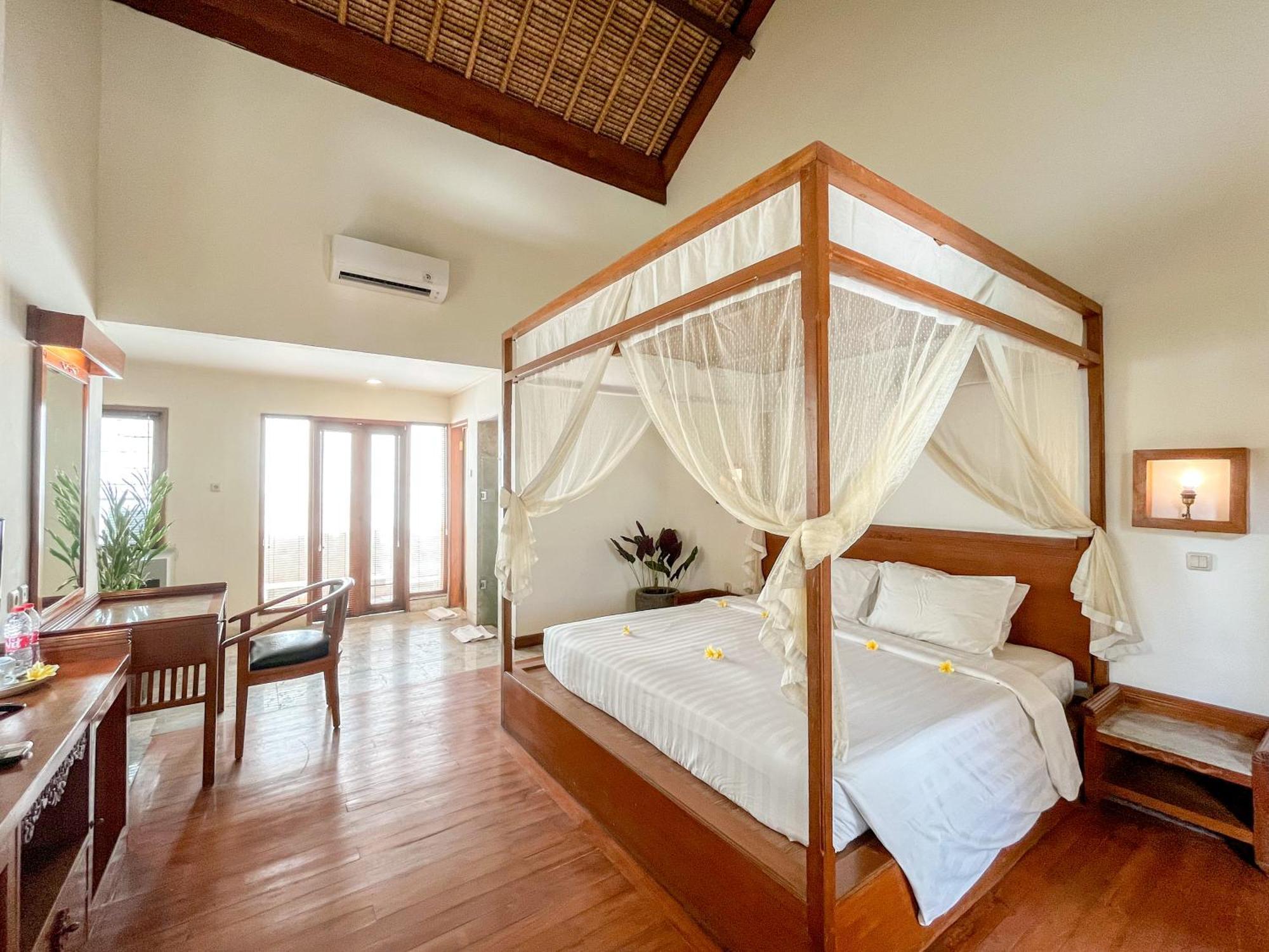 The Lagoon Bali Pool Hotel And Suites Legian  Exterior photo