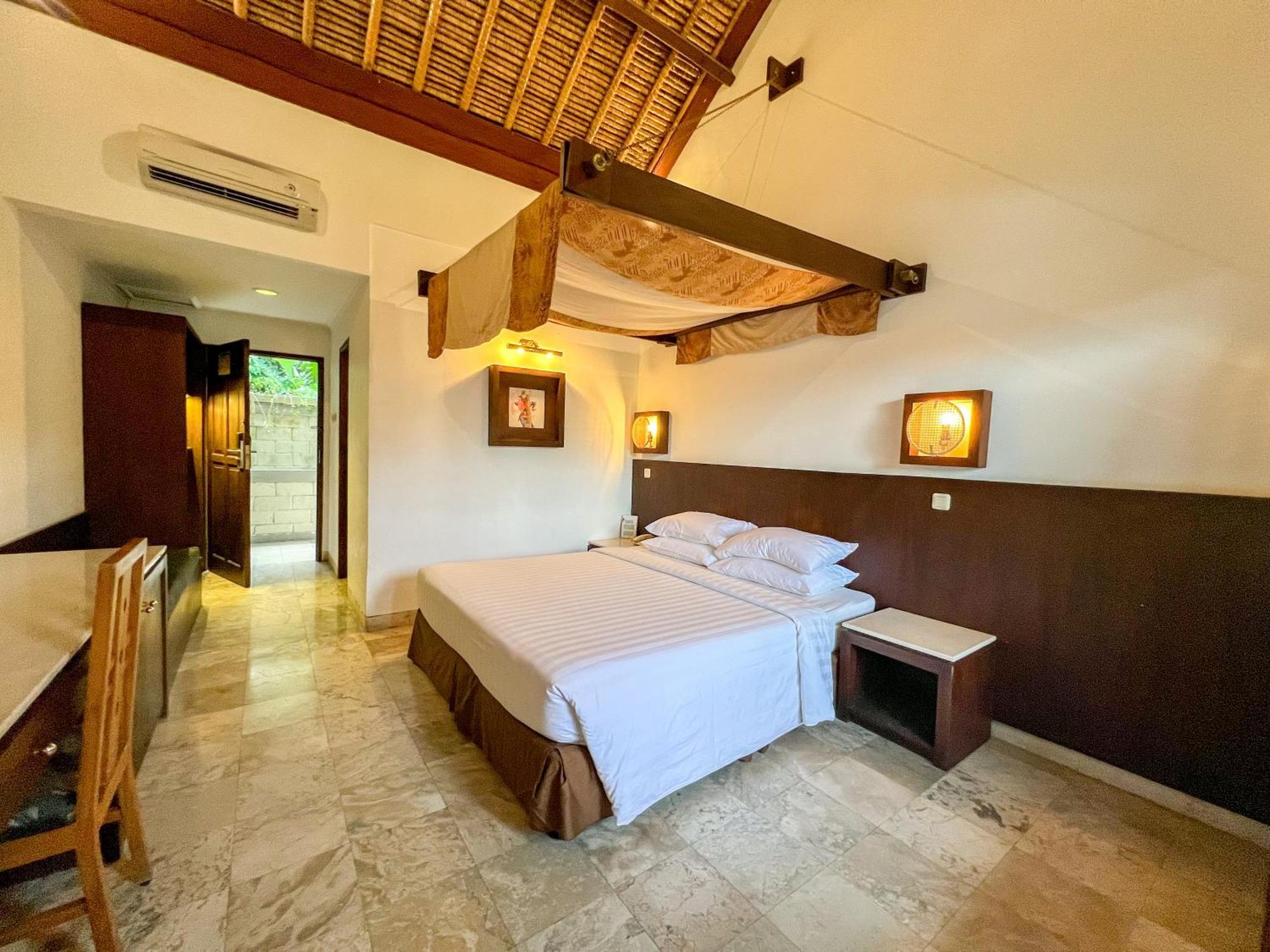 The Lagoon Bali Pool Hotel And Suites Legian  Exterior photo