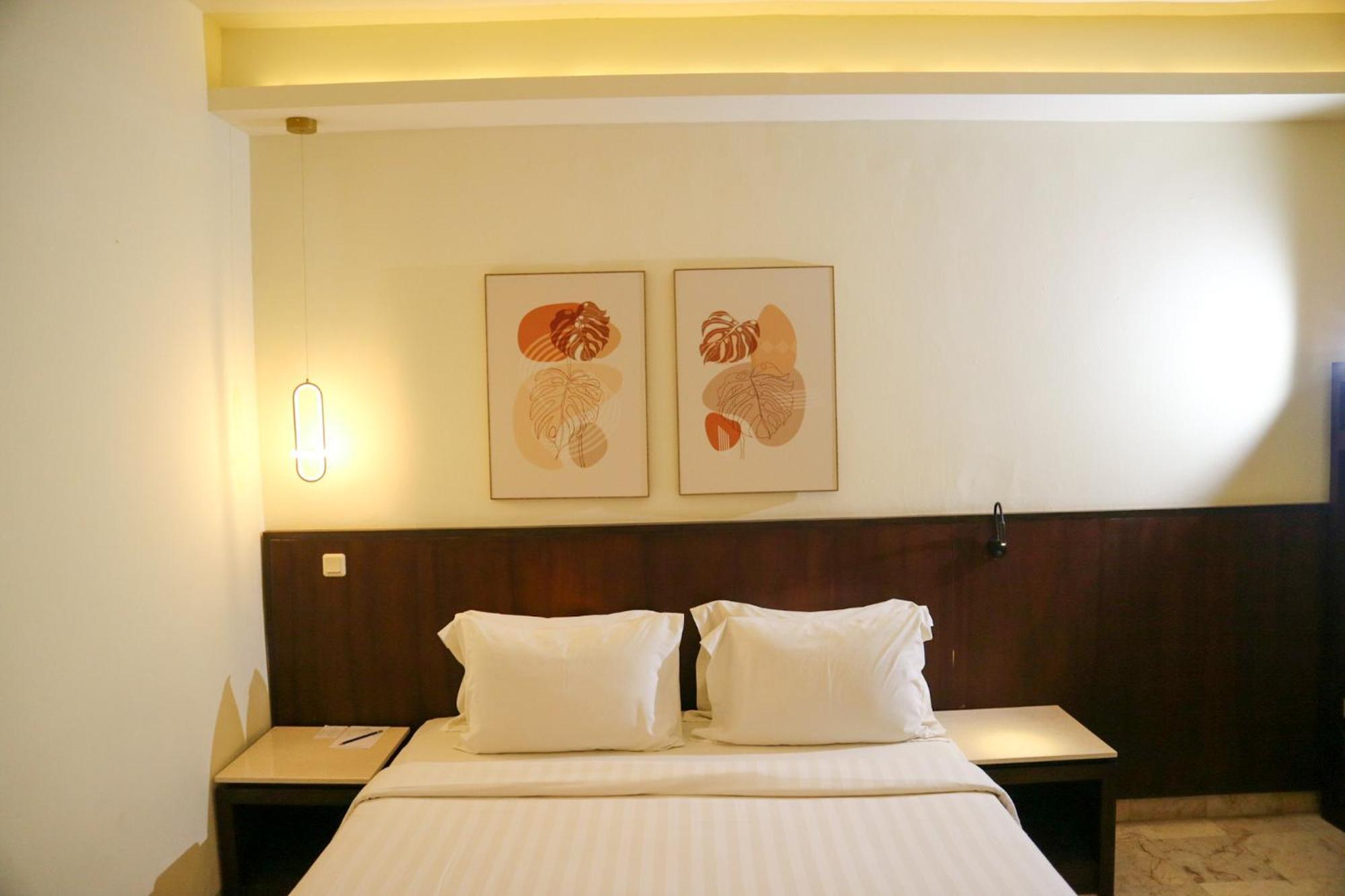 The Lagoon Bali Pool Hotel And Suites Legian  Exterior photo