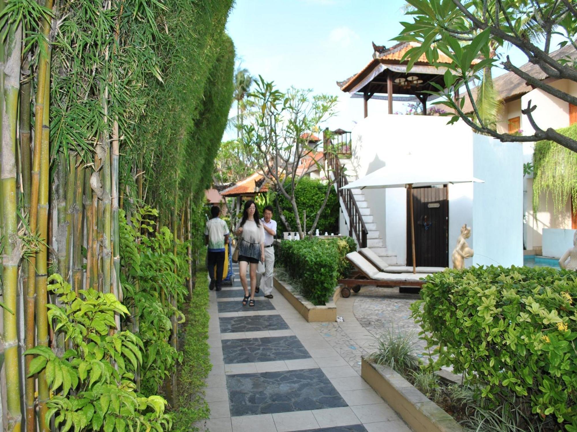 The Lagoon Bali Pool Hotel And Suites Legian  Exterior photo