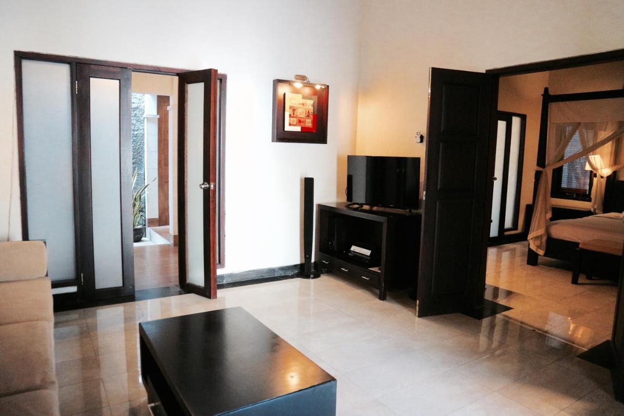The Lagoon Bali Pool Hotel And Suites Legian  Exterior photo