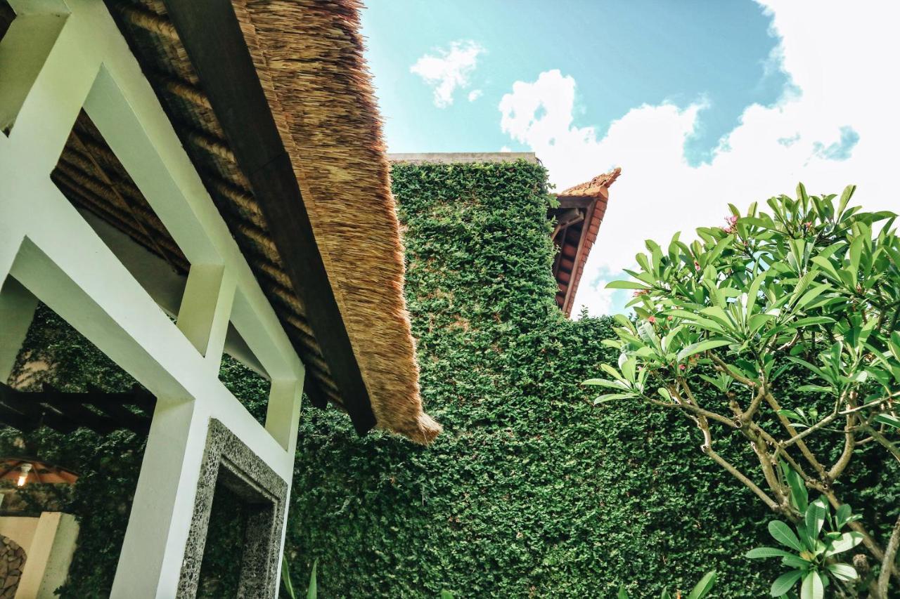 The Lagoon Bali Pool Hotel And Suites Legian  Exterior photo